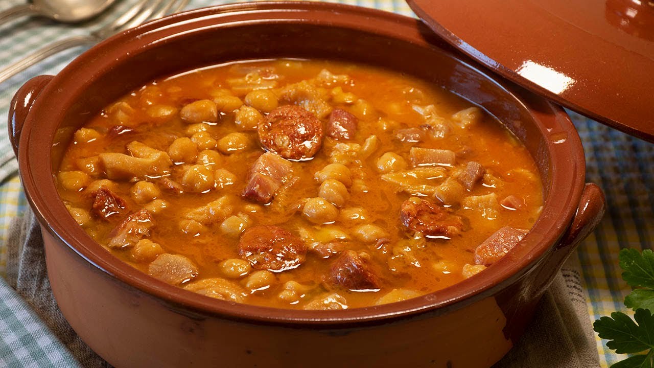callos a la gallega con garbanzos de bote