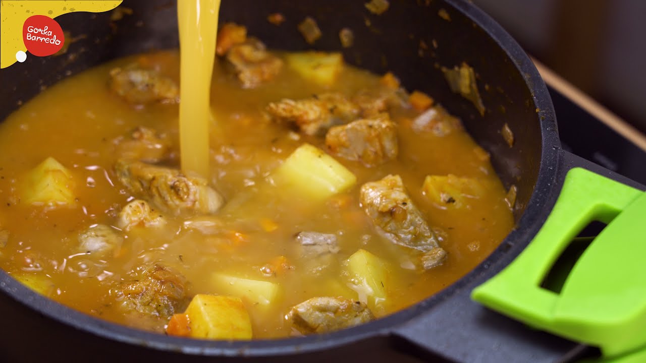 guiso de patatas con carne cerdo olla rápida