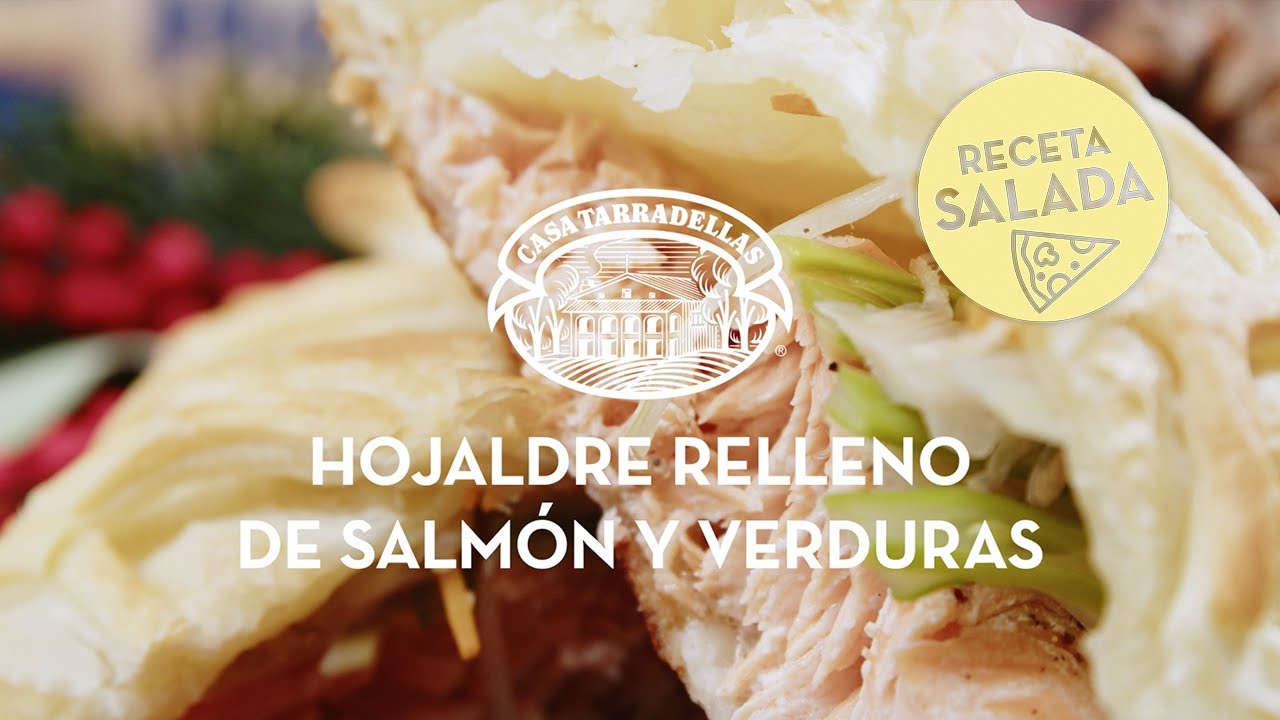 hojaldre relleno de salmón y verduras