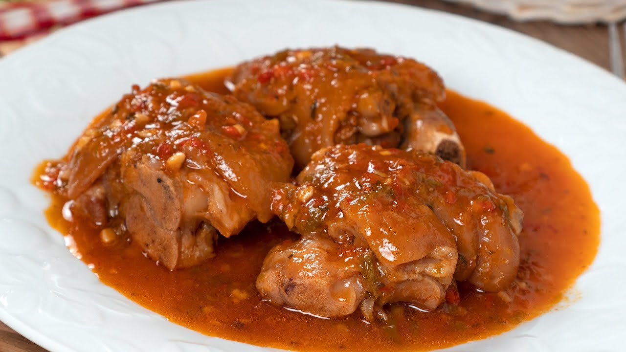 manitas de cerdo en salsa murciana