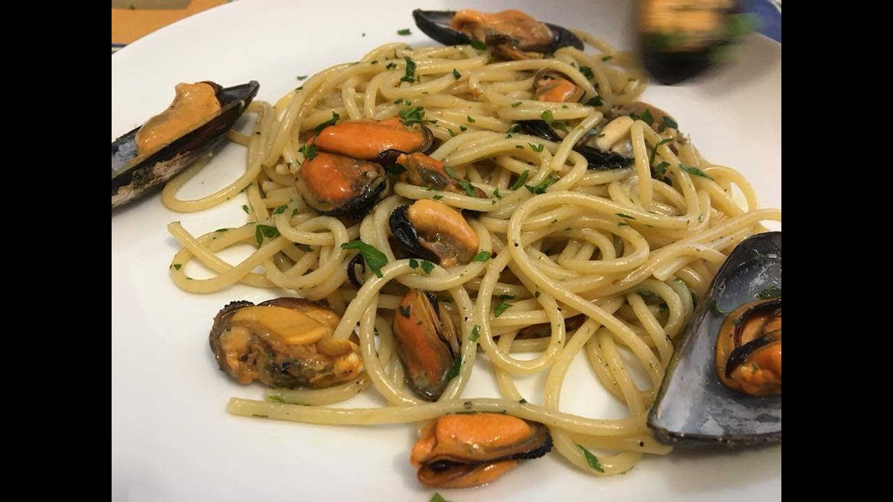 pasta con mejillones a la marinera