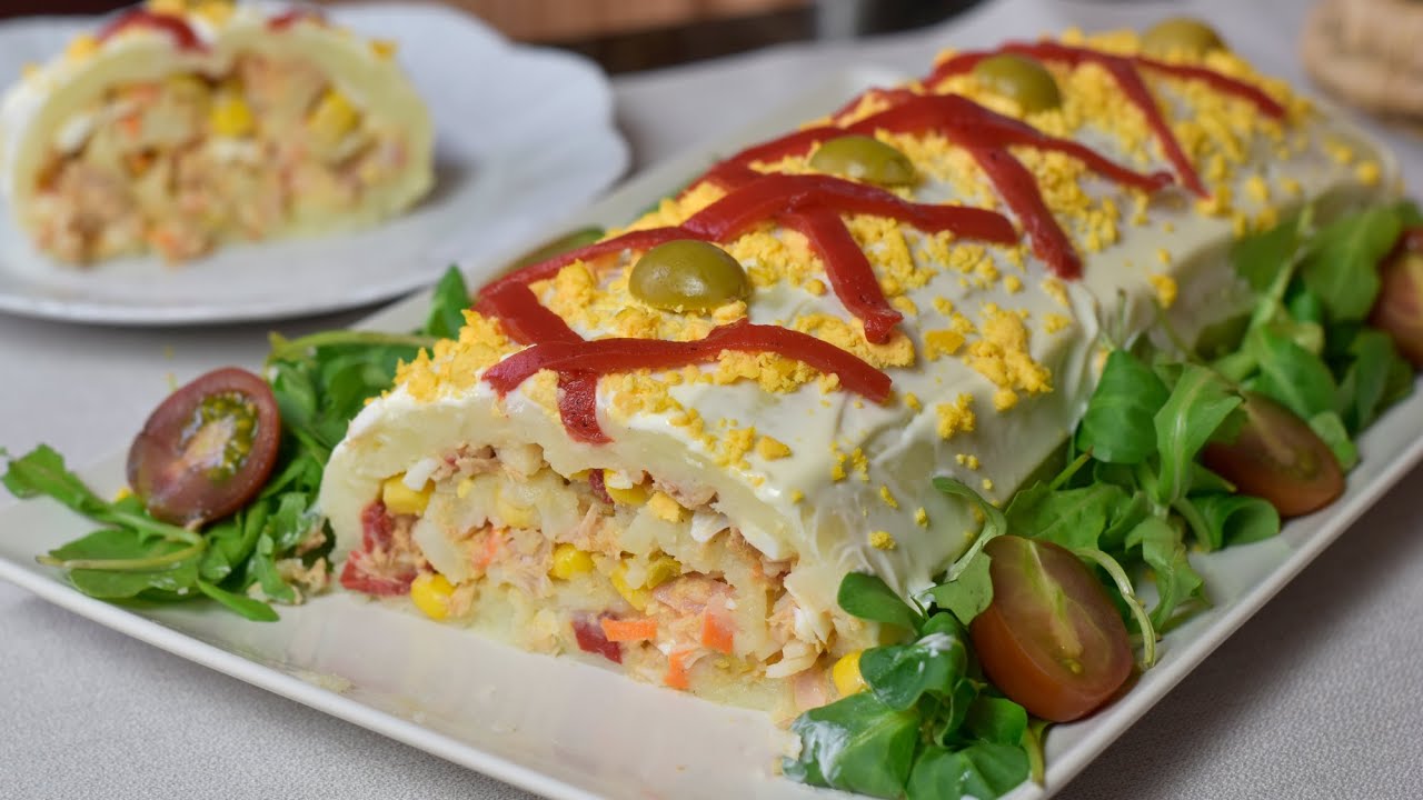 rollo de pure de patata relleno de atun