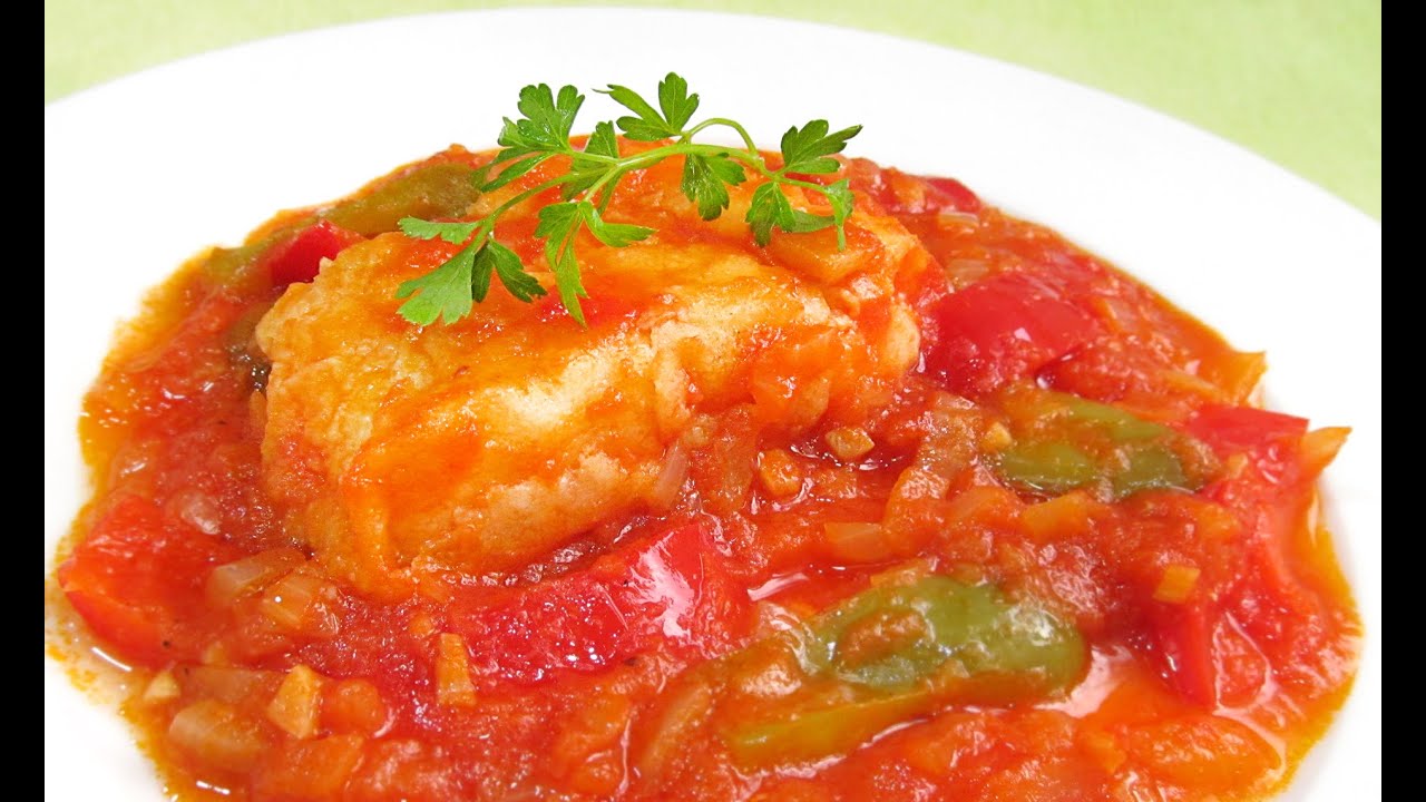 bacalao con pimientos rojos y tomate