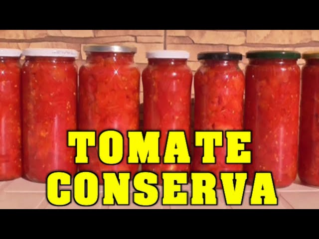 envasar tomates al vacío en un frasco de cristal