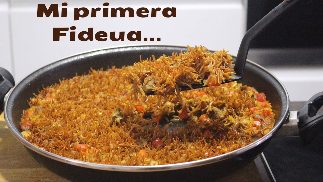 fideuá de pollo con fideos finos