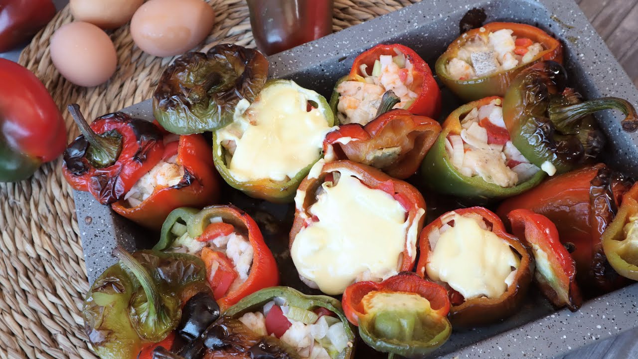 pimientos rellenos de merluza y gambas sin bechamel