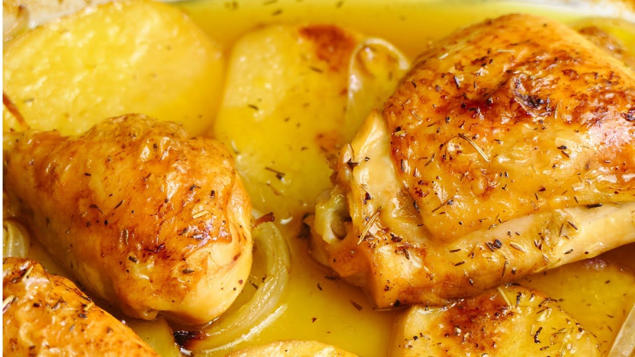 pollo al horno con patatas y cebollas