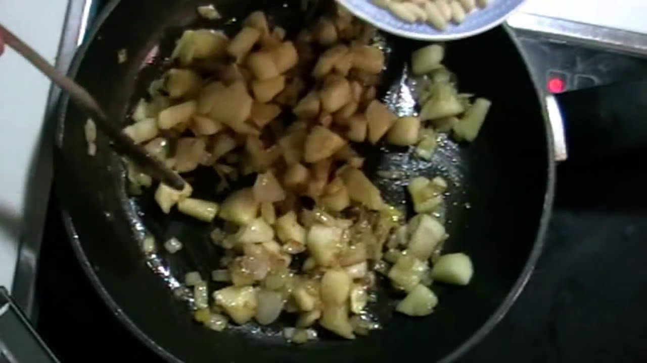 saquitos de morcilla y manzana con pasta filo