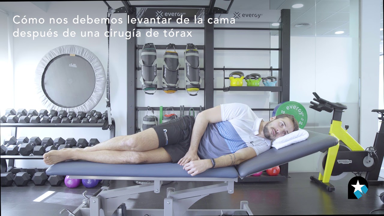 como levantarse de la cama con costillas rotas