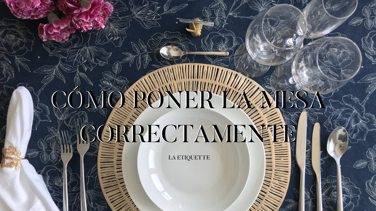 como poner cubiertos en el plato