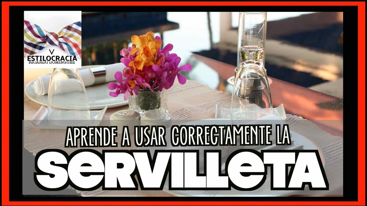 donde va la servilleta en la mesa